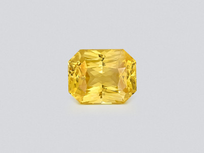 Unheated top Golden color sapphire in radiant cut 10.20 carats, Sri Lanka photo