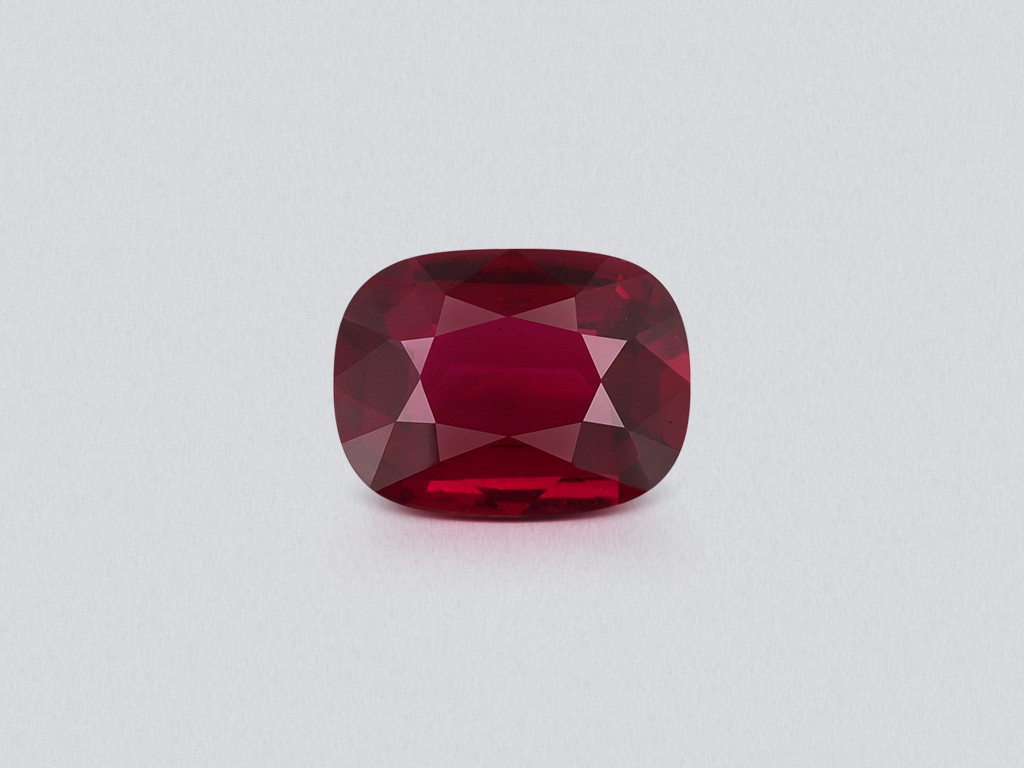 Unheated ruby Pigeon's blood cushion cut 3.03 carats , Mozambique Image №1