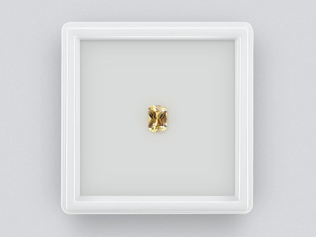 Yellow sapphire radiant cut 0.80 carat, Sri Lanka Image №1