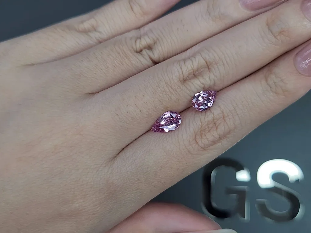 Pair of unheated pink sapphires in pear cut 2.47 carats, Madagascar Image №2