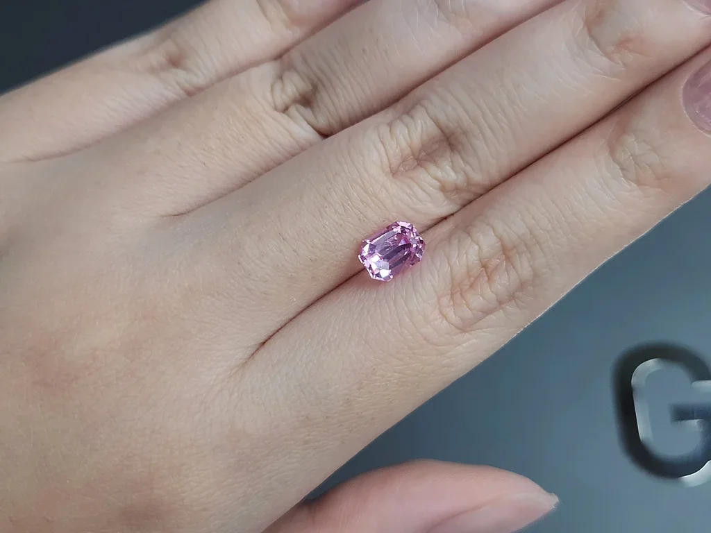 Unheated Baby Pink sapphire in octagon cut 2.07 carats, Madagascar Image №2
