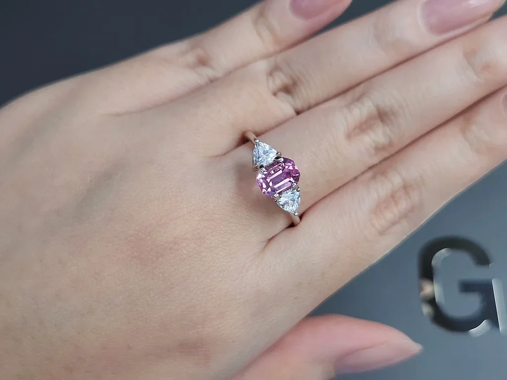 Unheated Baby Pink sapphire in octagon cut 2.07 carats, Madagascar Image №5