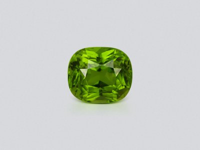 Green peridot cushion cut 5.50 carats, Burma photo