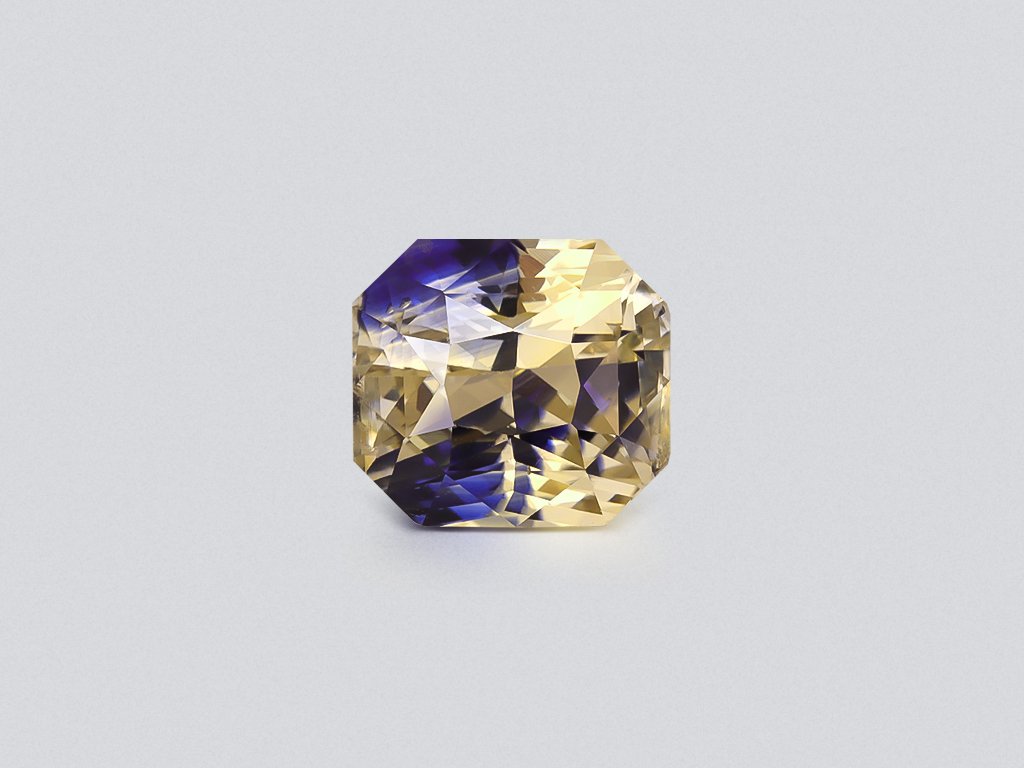 Unheated sapphire Bi-color radiant cut  10.61 carats, Sri Lanka Image №1