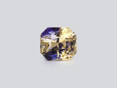 Unheated sapphire Bi-color radiant cut  10.61 carats, Sri Lanka photo
