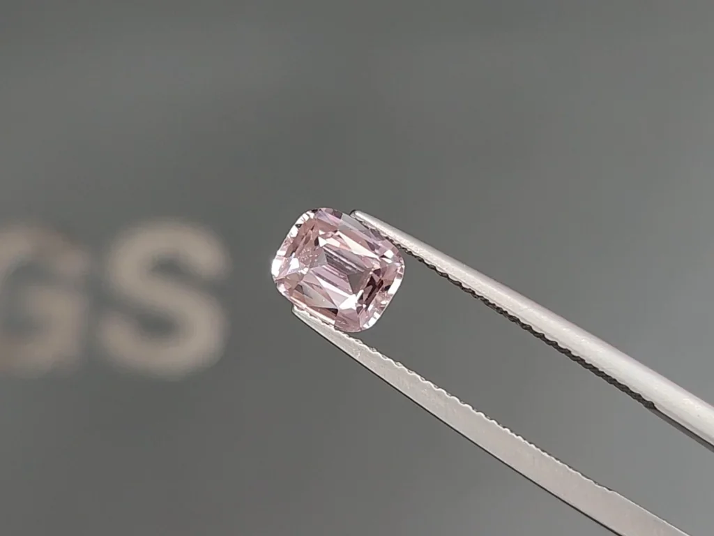 Soft pink sapphire cushion cut 1.56 carats, Madagascar Image №3
