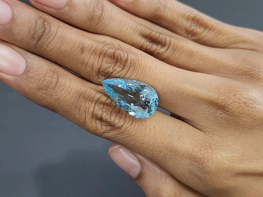 Aquamarine pear cut 10.74 carats, Madagascar Image №2