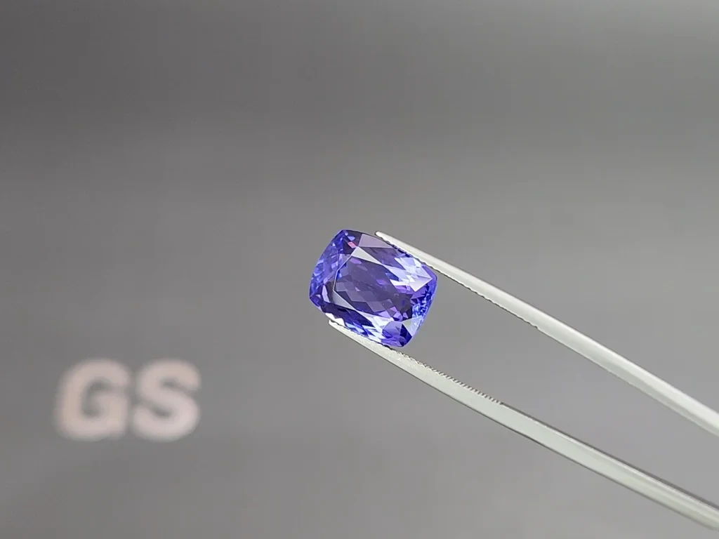 Tanzanite cushion cut 7.61 carats, Tanzania Image №3