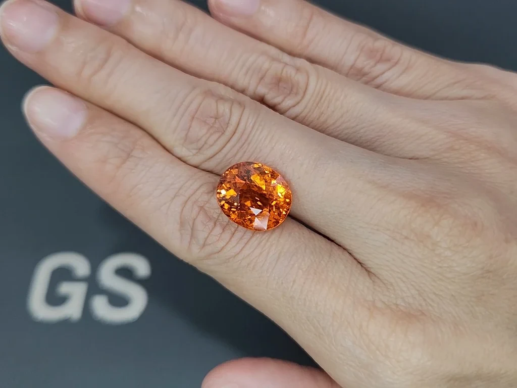 Spessartite garnet  mandarin oval cut 10.12 carats, Africa Image №2