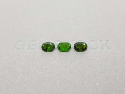 Set of three chrome diopside 2.38 ct photo