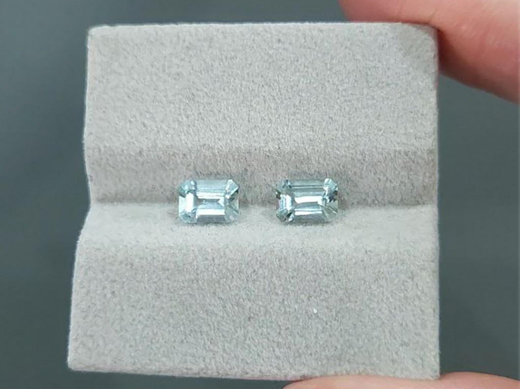 Pair of octagon cut aquamarines 1.49 carats, Madagascar Image №3