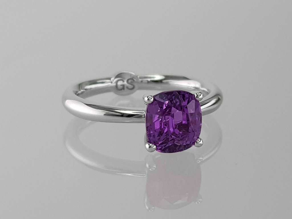 Ring with a rare natural color change sapphire 2.55 ct  in 18K white gold Image №3