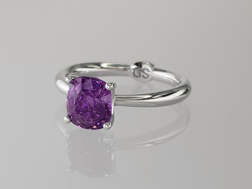 Ring with a rare natural color change sapphire 2.55 ct  in 18K white gold Image №2