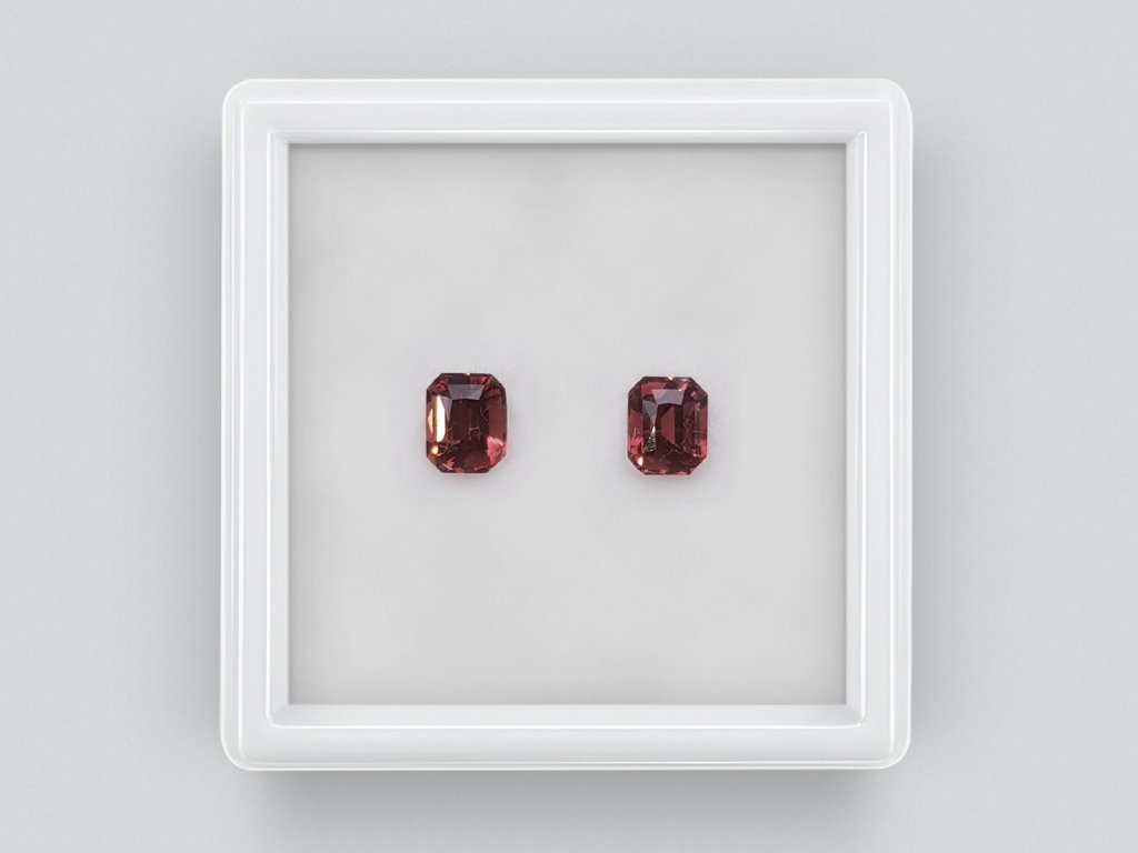 Pairs of red tourmalines rubellites 1-3 carats, Nigeria Image №1