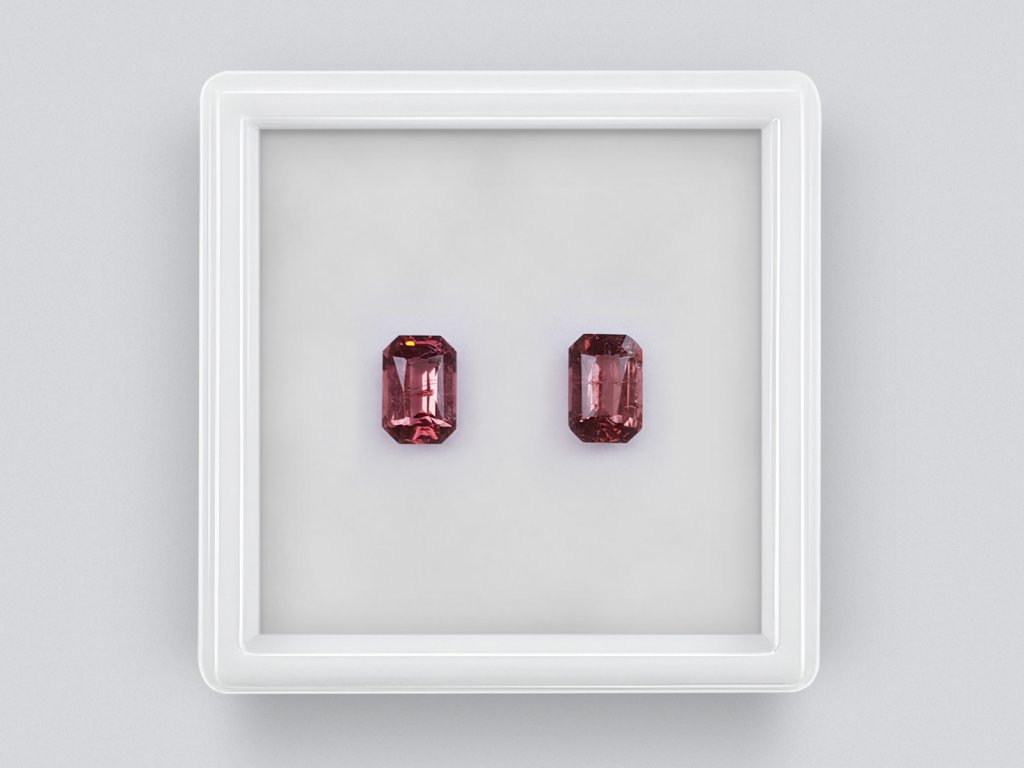 Pairs of red tourmalines rubellites 1-3 carats, Nigeria Image №3