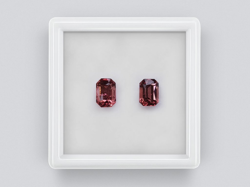 Pairs of red tourmalines rubellites 1-3 carats, Nigeria Image №5