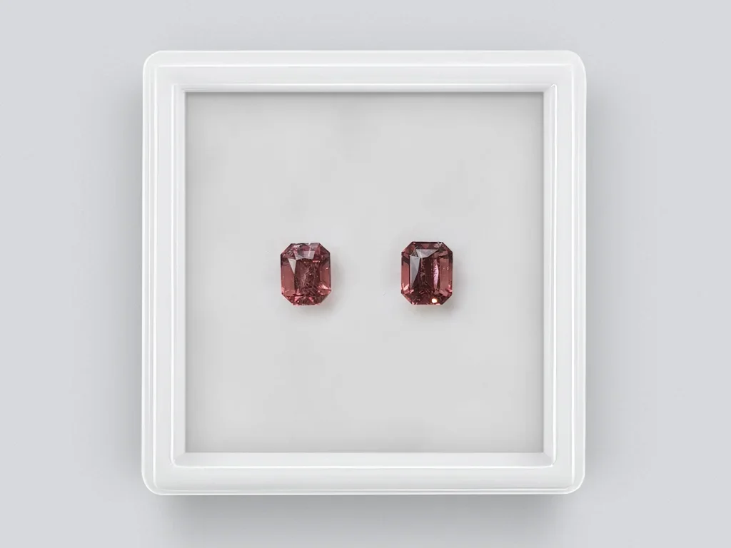 Pairs of red tourmalines rubellites 1-3 carats, Nigeria Image №8