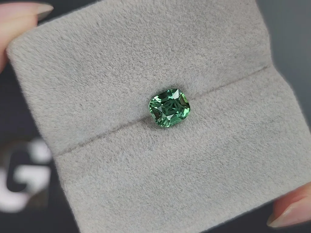 Green tourmaline сushion сut  1.10 carats, Afghanistan  Image №4