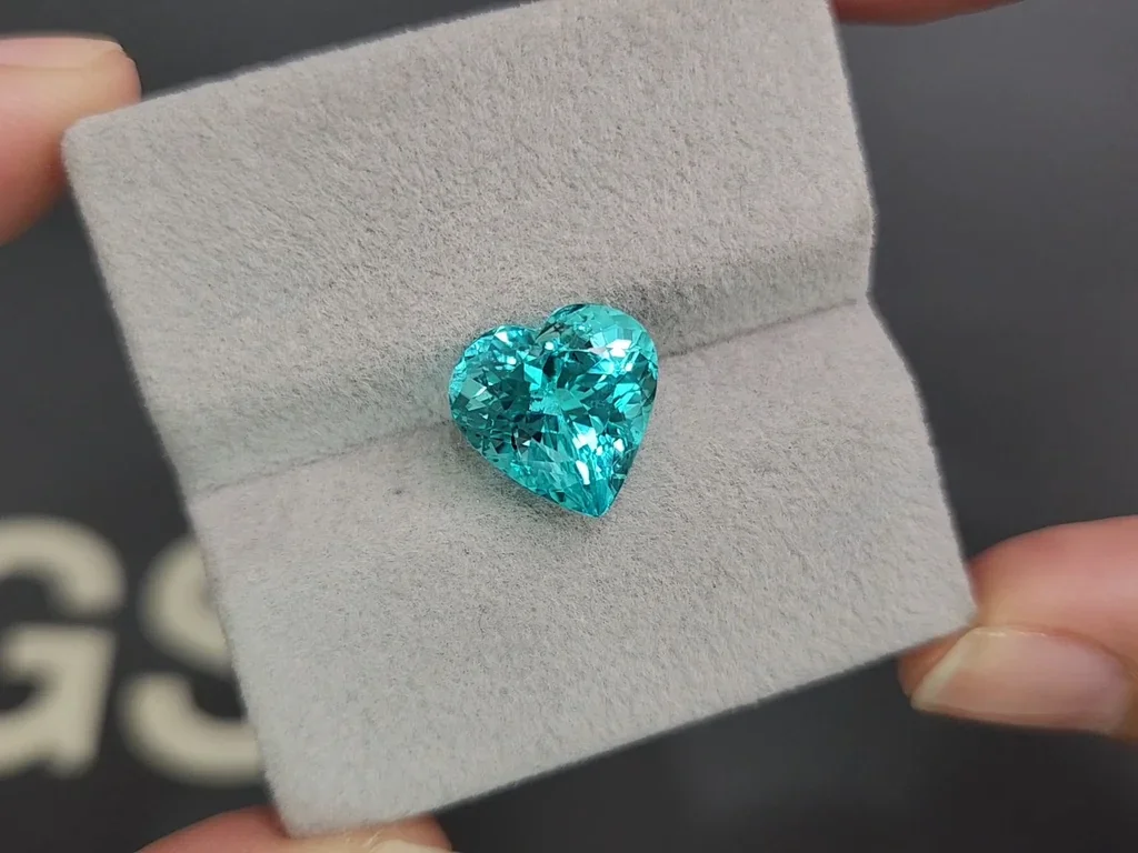 Neon Blue tourmaline Paraiba heart cut 5.32 carats, Nigeria Image №4