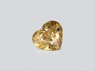Yellow brown zircon  heart shape 9.88 carats, Tanzania photo