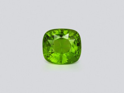 Green peridot cushion cut 5.80 carats, Burma photo
