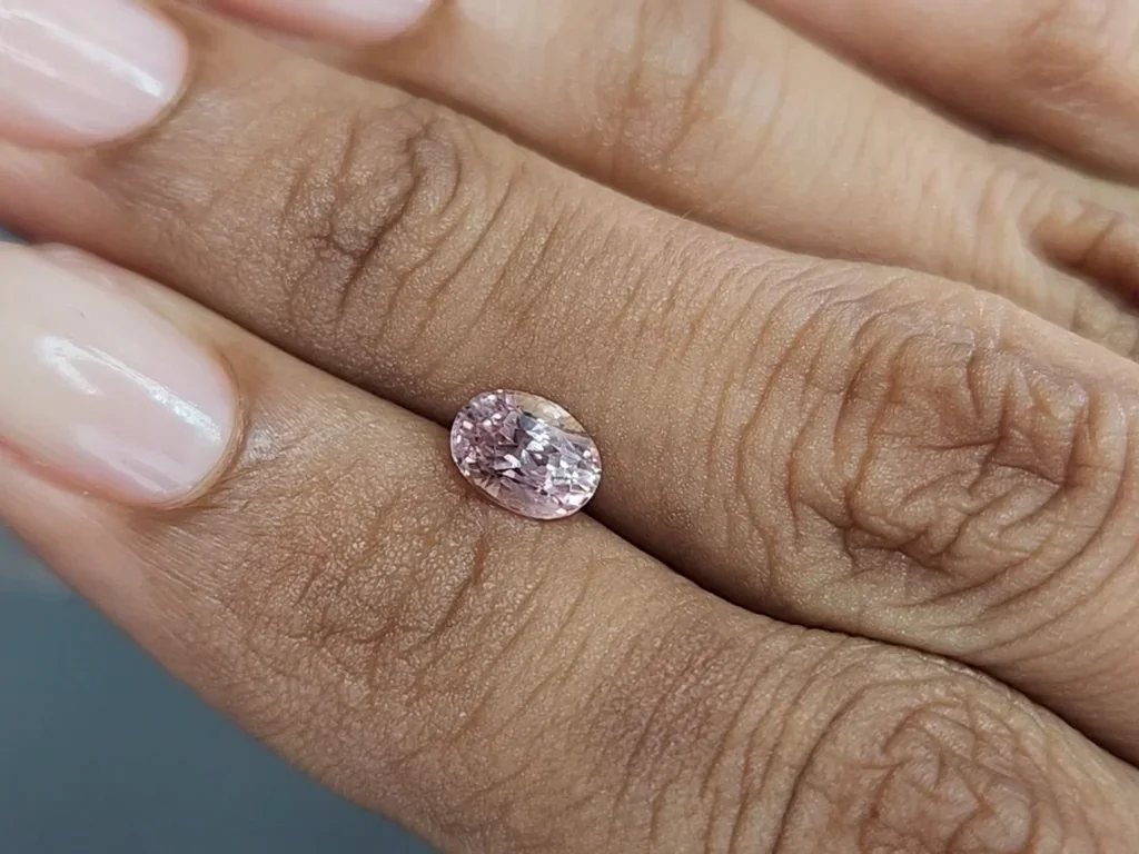 Unheated Padparadscha sapphire oval cut 1.12 carats, Madagascar Image №2