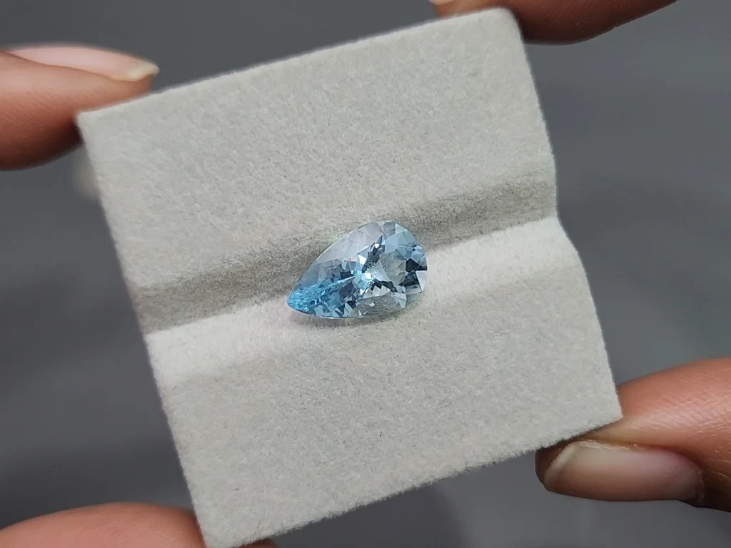 Aquamarine pear cut 2.89 carats, Madagascar Image №4