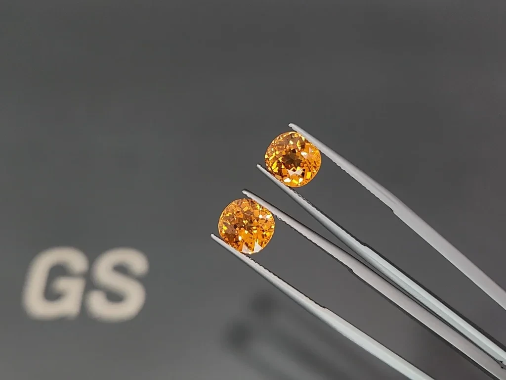 Pair of spessartites Fanta color cushion cut 6.50 carats, Africa Image №3