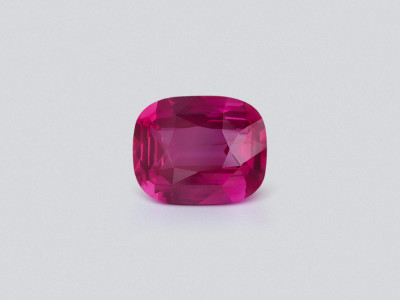Unheated Intence Pink sapphire in cushion cut 4.11 carats, Mozambique photo