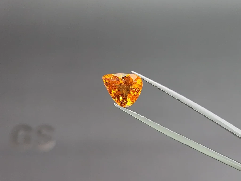 Spessartine Fanta pear cut 4.87 carats, Africa Image №3