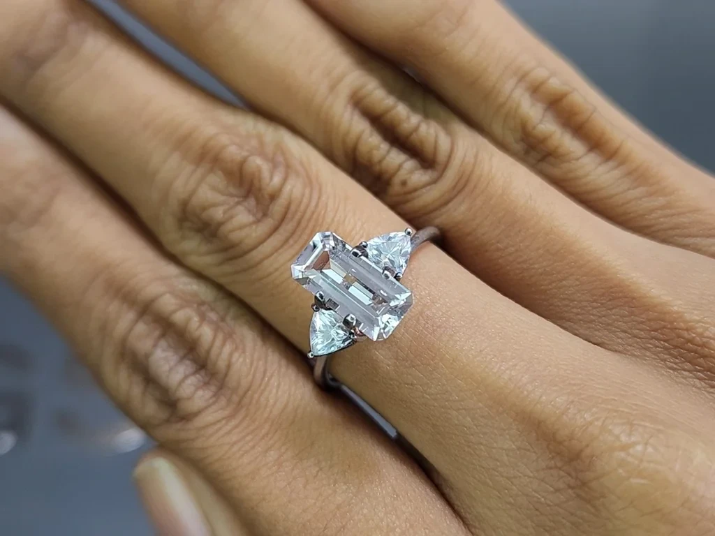 Kunzite octagon cut 1.94 carats, Pakistan Image №5