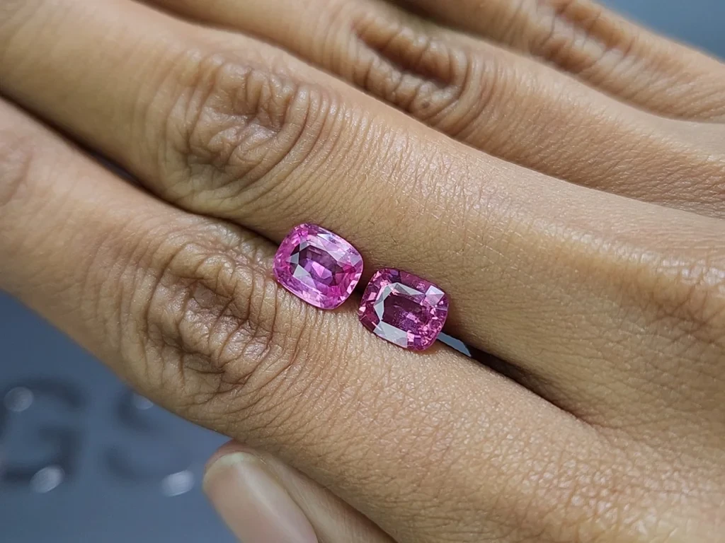 Pair of pink sapphires in cushion cut 3.59 carats, Sri Lanka Image №2