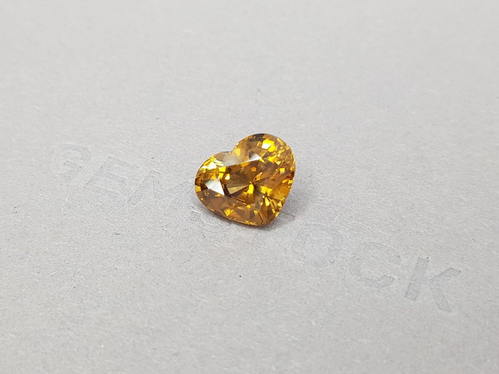 Heart shaped zircon from Tanzania 7.16 ct Image №4