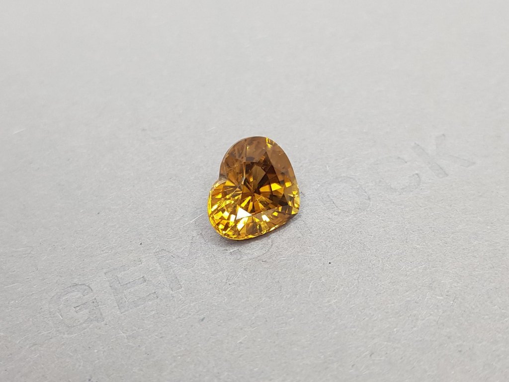 Heart shaped zircon from Tanzania 7.16 ct Image №3