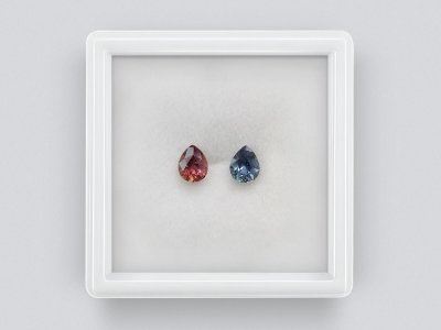 Pair of contrasting unheated pear cut sapphires 0.94 ct from Madagascar  photo