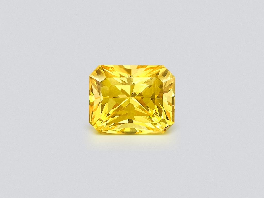 Untreated vibrant yellow golden sapphire in radiant cut 14.62 carats, Sri Lanka Image №1