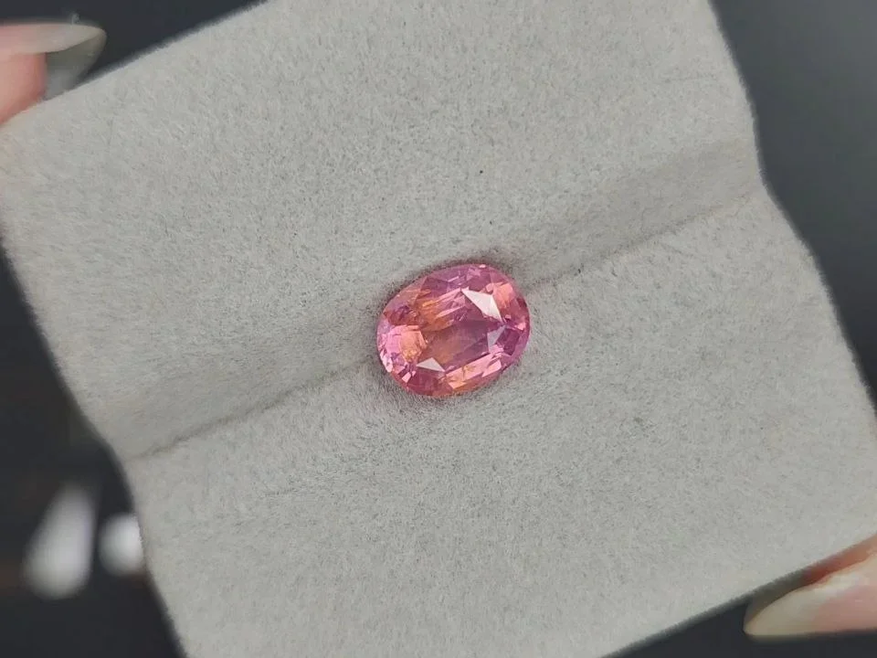 Pink-orange spinel in oval cut 2.11 carats, Tanzania Image №4