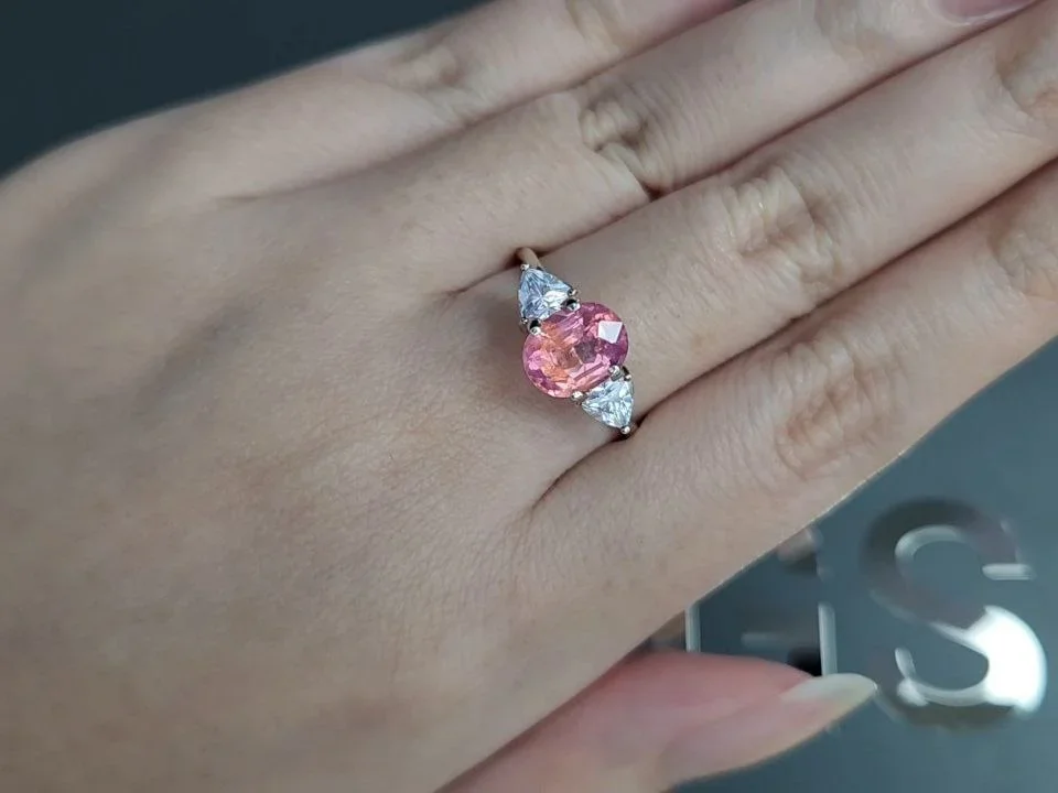 Pink-orange spinel in oval cut 2.11 carats, Tanzania Image №5