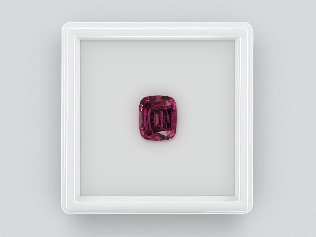 Rhodolite garnet cushion cut  4.84 carats, Tanzania Image №1