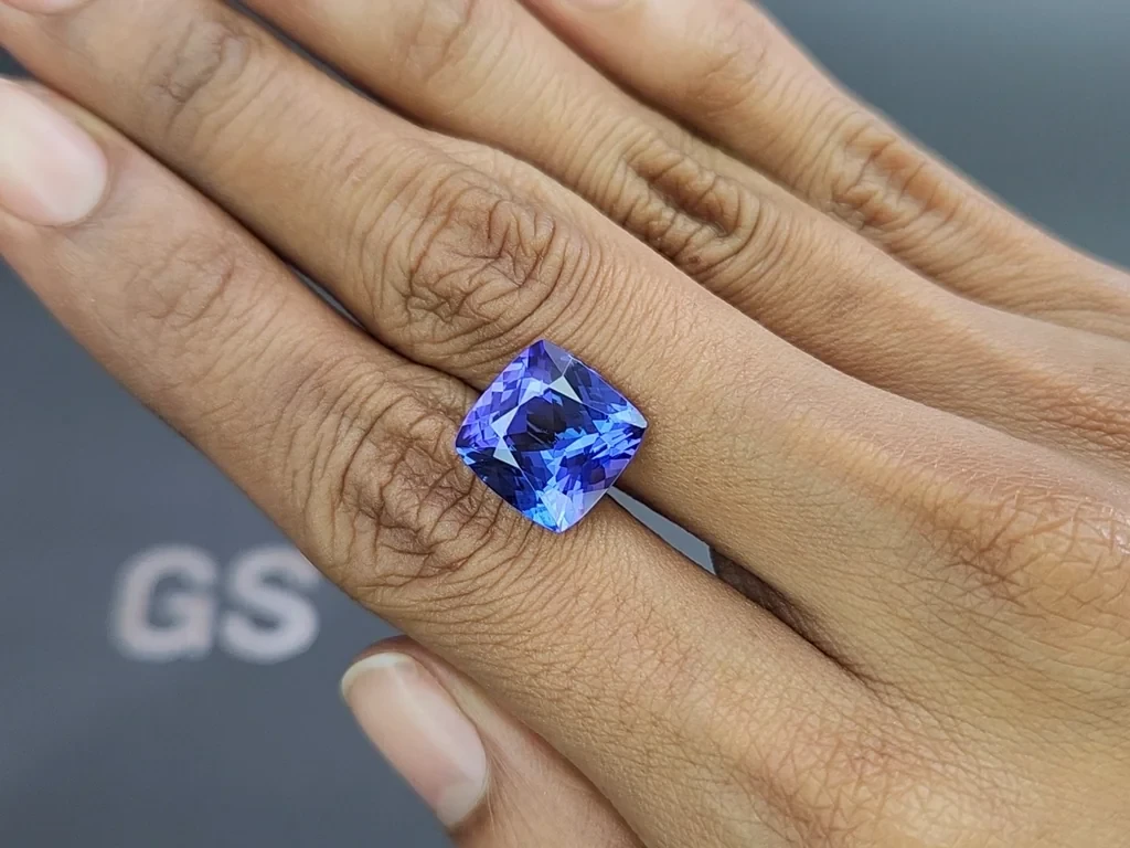 Tanzanite cushion cut 7.51 carats, Tanzania Image №2