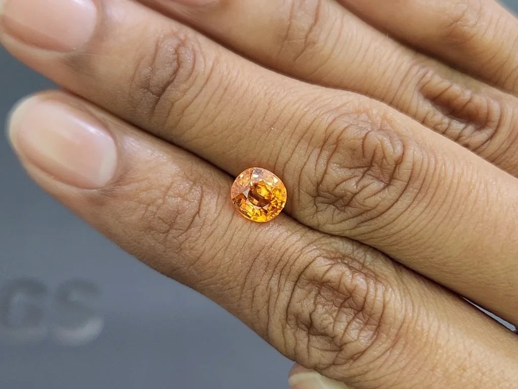 Garnet  spessartine Fanta Color cushion cut 2.26 carats,  Africa Image №2