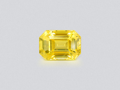Unheated Golden Yellow sapphire in octagon cut 7.23 carats, Sri Lanka photo