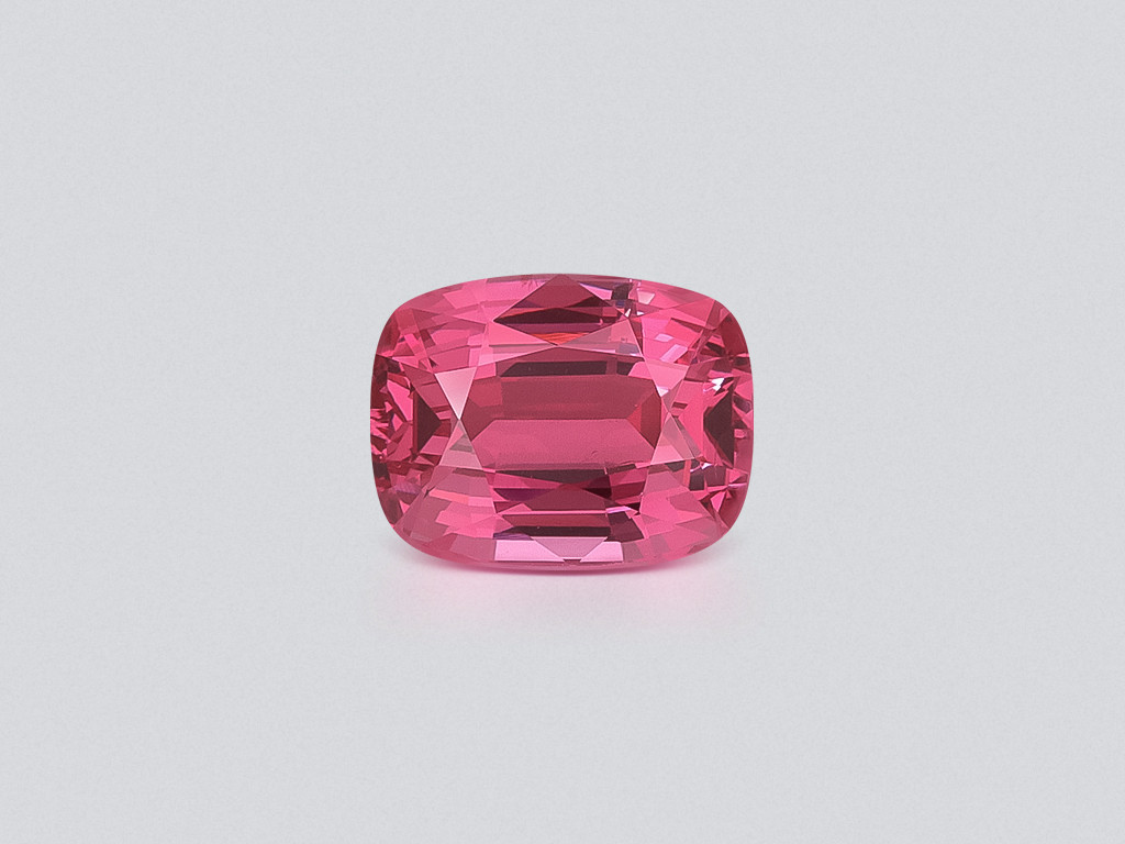 Spinel Mahenge Vivid Pink  cushion cut 3.03 carats, Tanzania   Image №1