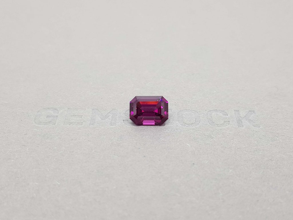 Octagon rhodolite garnet 2.43 ct, Malawi Image №1