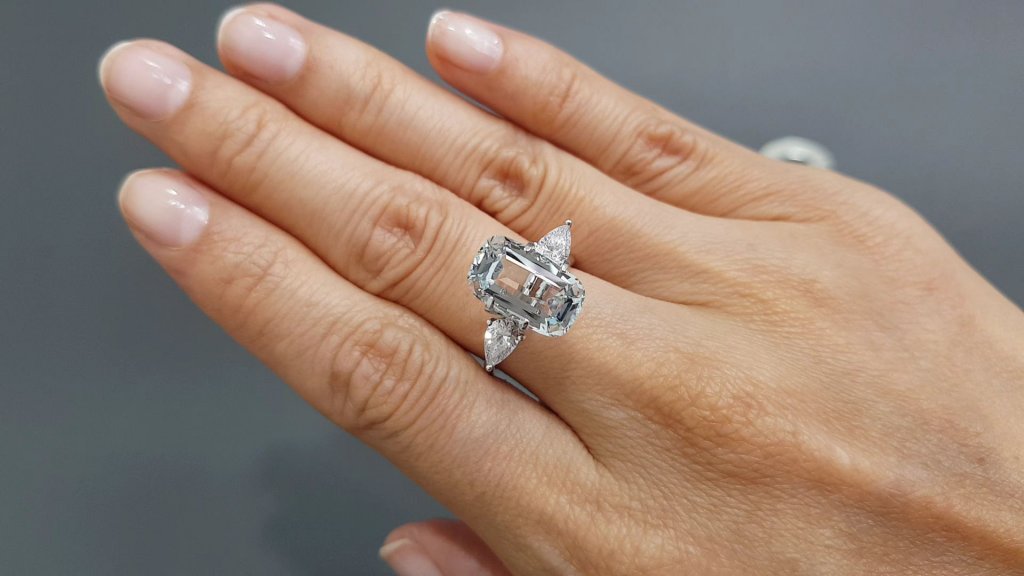 Cushion cut aquamarine 4.23 carats, Nigeria Image №4