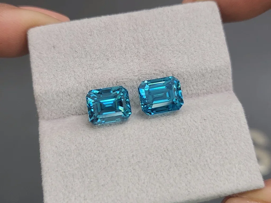 Pair of natural blue zircons in octagon cut 10.66 carat, Cambodia Image №4