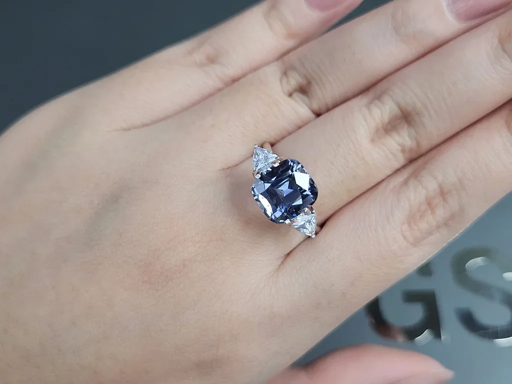 Blue spinel in cushion cut 5.55 carats, Burma Image №5