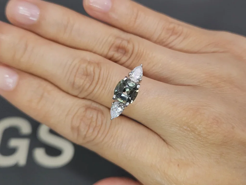 Unheated green sapphire in cushion cut 2.13 carats, Madagascar Image №5