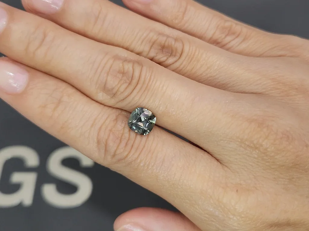 Unheated green sapphire in cushion cut 2.13 carats, Madagascar Image №2