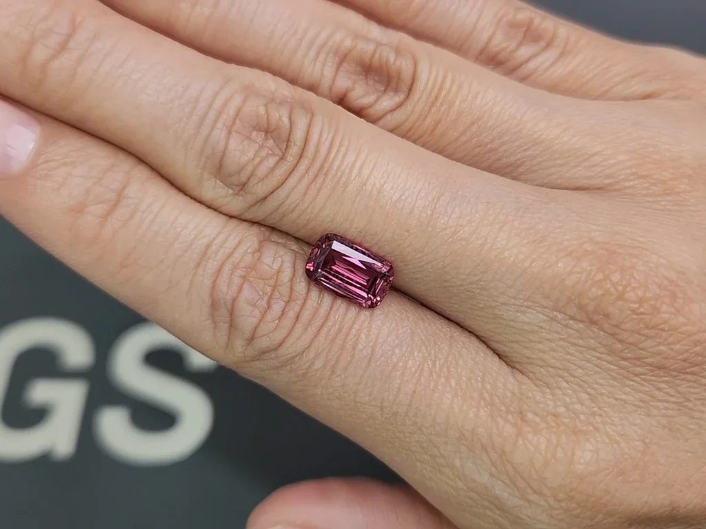 Rhodolite garnet cushion cut 2.46 carats, Tanzania Image №2
